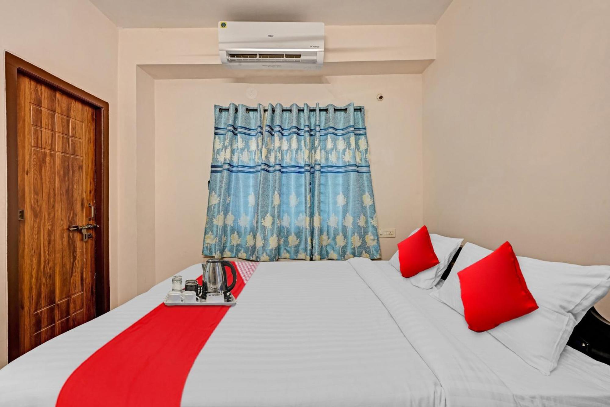 Hotel O Coastal Inn Luxury Service Apartments Kākināda Exteriér fotografie